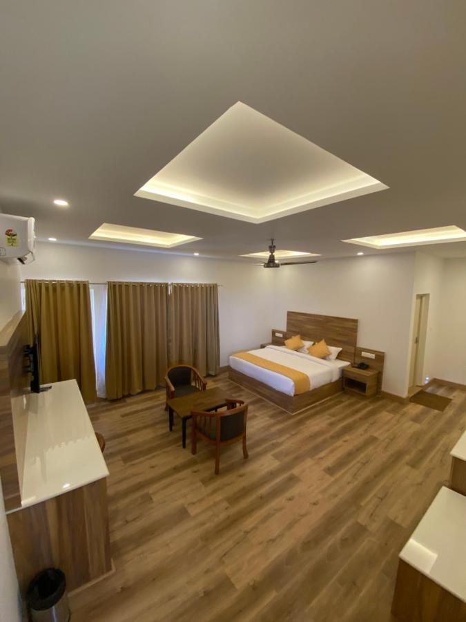 Munnar Ice Queen Resorts Exterior photo